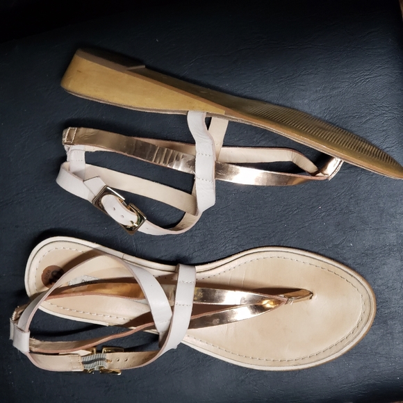 SOLD SOLD‼️Diane von Furstenberg sandles - Picture 3 of 4